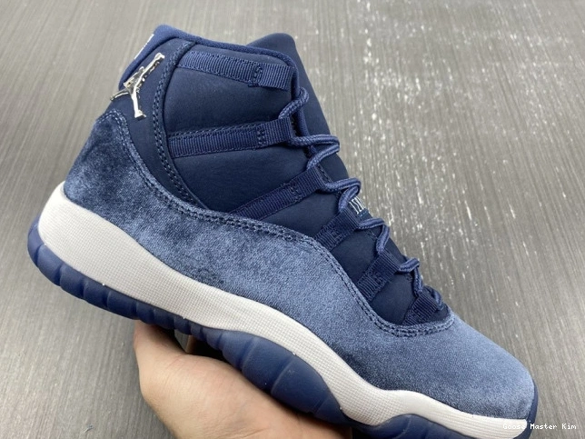 MIDNIGHT JORDAN 11 AIR AR0715-441 NAVY VELVET WMNS 0712